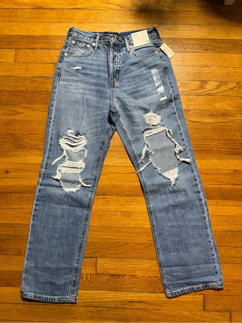 Aeropostale Women's Light Blue Distressed Boyfriend Jeans